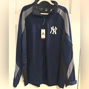 NWT Men's XL Yankees Windbreaker